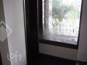Image 7 - 862140