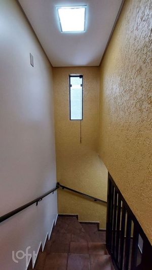 Image 19 - 862211