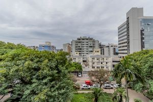 Image 10 - 862242