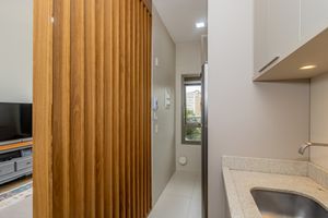 Image 20 - 862242