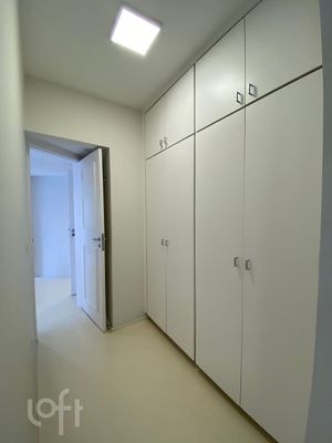 Image 17 - 862243