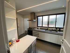 Image 10 - 862243