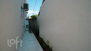 Image 20 - 862247