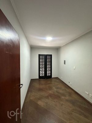 Image 18 - 862334