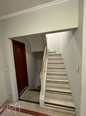 Image 12 - 862334