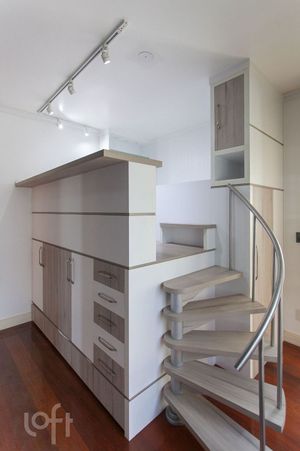 Image 21 - 862338