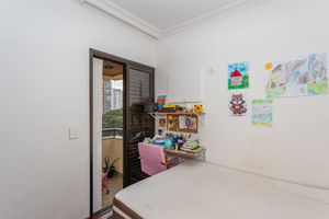 Image 19 - 862445