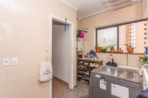 Image 44 - 862445