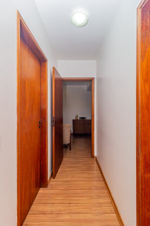 Image 6 - 862538