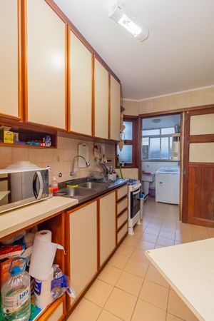 Image 24 - 862538