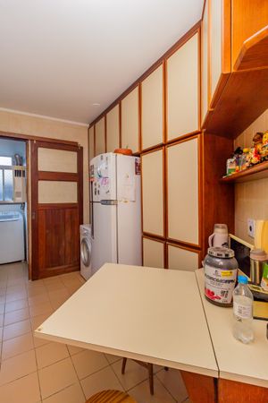 Image 25 - 862538
