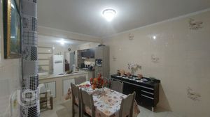 Image 11 - 862656