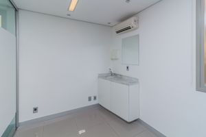 Image 16 - 862714
