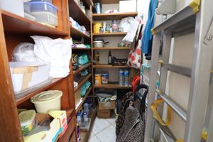 Image 17 - 862715