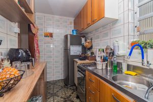 Image 13 - 862725