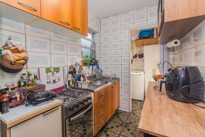 Image 14 - 862725