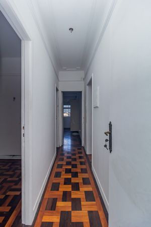 Image 7 - 862726
