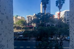 Image 19 - 862726