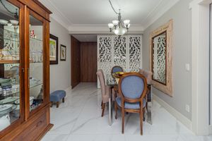 Image 6 - 862734