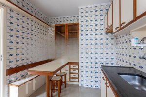Image 13 - 862746