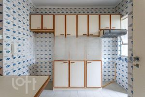 Image 11 - 862746