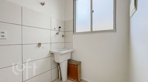 Image 9 - 862748
