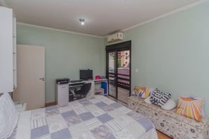 Image 11 - 862760