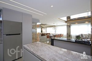 Image 9 - 862834