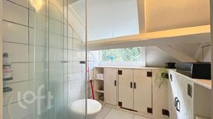 Image 8 - 862868