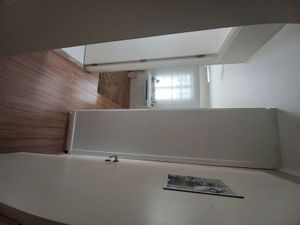Image 18 - 862911