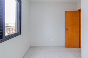 Image 11 - 862960