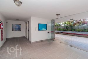 Image 30 - 862978