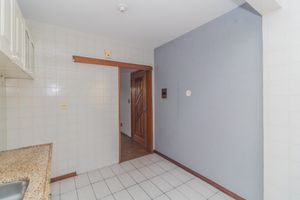 Image 13 - 862988