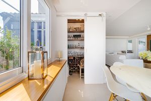 Image 4 - 862992