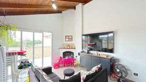 Image 22 - 863015