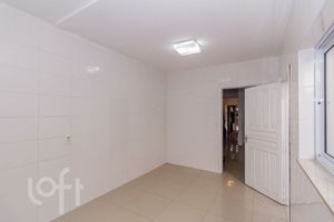 Image 7 - 863043