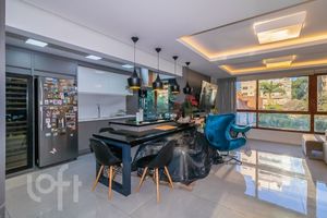 Image 3 - 863072