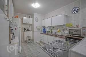 Image 11 - 863112