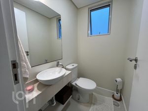 Image 18 - 863115