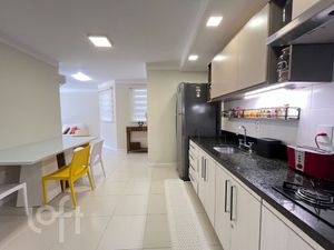 Image 13 - 863115