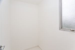 Image 37 - 863129