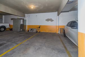 Image 22 - 863424