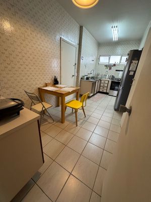 Image 2 - 863464