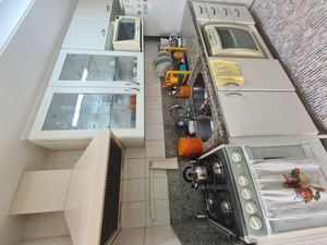 Image 10 - 863489