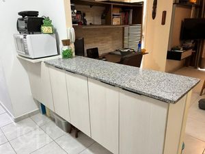 Image 5 - 863536
