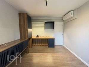 Image 13 - 863579