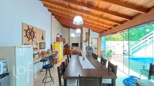 Image 36 - 863592
