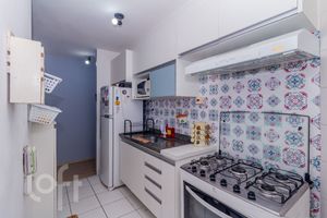 Image 12 - 863613