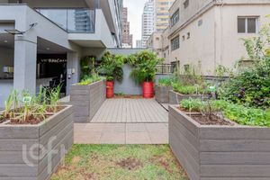 Image 37 - 863624