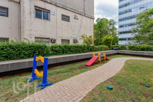 Image 39 - 863624